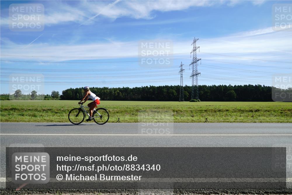 07.09.2025 - 19. Norderstedt Triathlon Michael Burmester http://msf.ph/oto/8834340 07.09.2025 11:57:17 Radfahren  meine-sportfotos.de