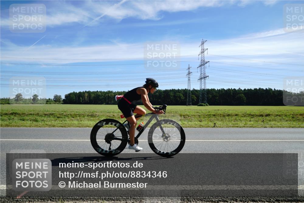 07.09.2025 - 19. Norderstedt Triathlon Michael Burmester http://msf.ph/oto/8834346 07.09.2025 11:57:22 Radfahren 792, 830, 1217 meine-sportfotos.de