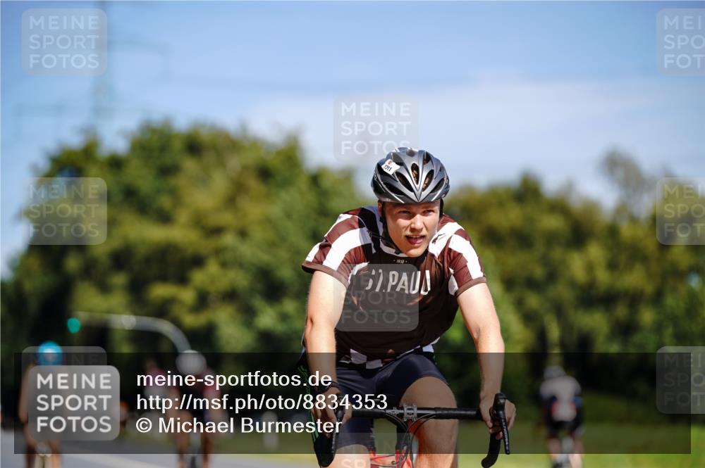 07.09.2025 - 19. Norderstedt Triathlon Michael Burmester http://msf.ph/oto/8834353 07.09.2025 12:18:14 Radfahren 227, 697, 1233, 1311 meine-sportfotos.de