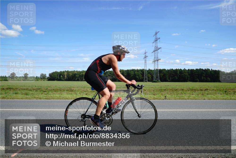 07.09.2025 - 19. Norderstedt Triathlon Michael Burmester http://msf.ph/oto/8834356 07.09.2025 13:58:45 Radfahren 363, 969, 1006, 1431 meine-sportfotos.de