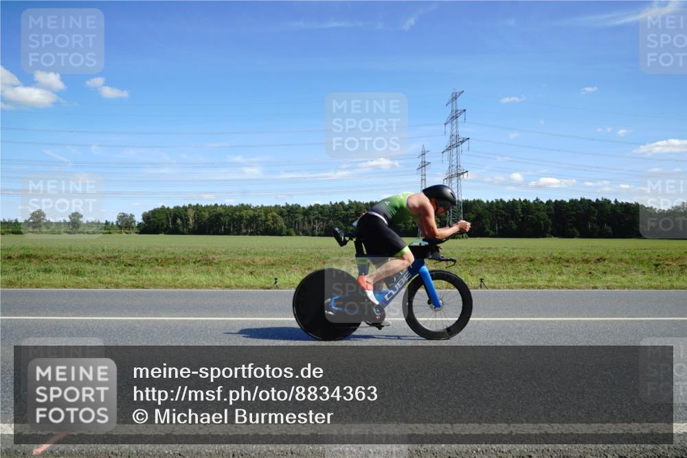 07.09.2025 - 19. Norderstedt Triathlon Michael Burmester http://msf.ph/oto/8834363 07.09.2025 13:58:46 Radfahren 363, 1006, 1431 meine-sportfotos.de