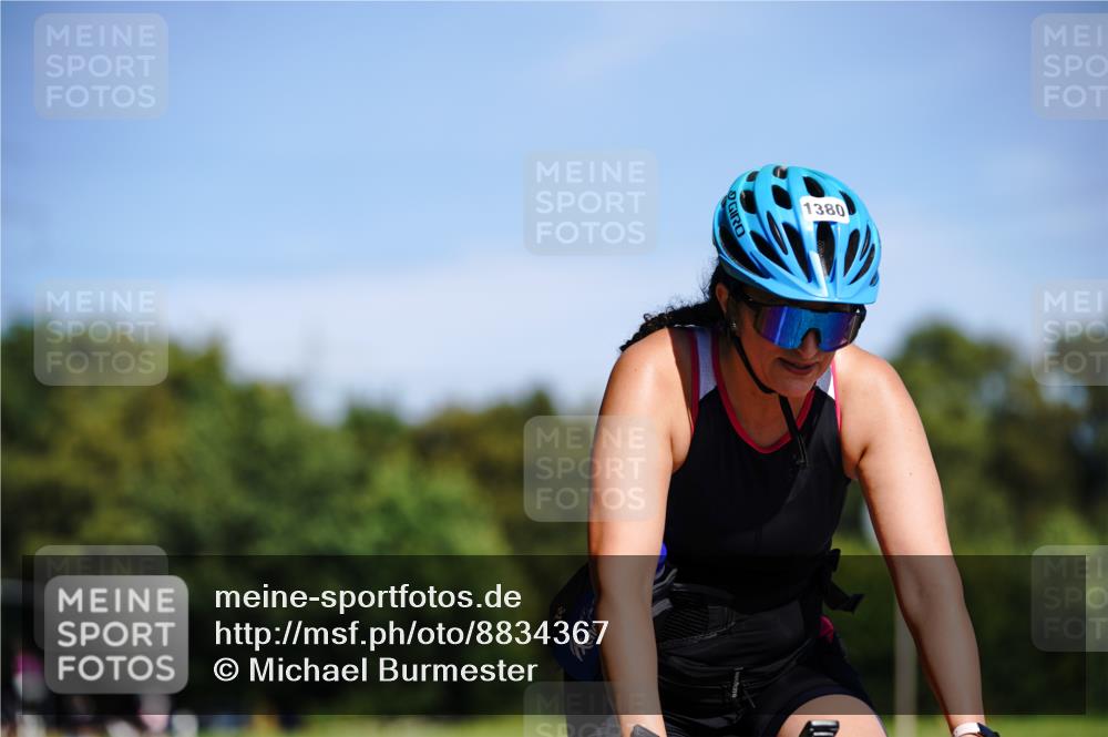07.09.2025 - 19. Norderstedt Triathlon Michael Burmester http://msf.ph/oto/8834367 07.09.2025 12:18:18 Radfahren 1233, 1339, 1380 meine-sportfotos.de