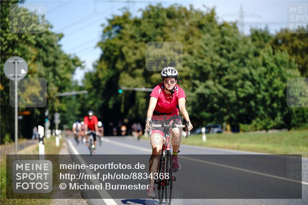 07.09.2025 - 19. Norderstedt Triathlon Michael Burmester http://msf.ph/oto/8834368 07.09.2025 12:18:19 Radfahren 1233, 1339, 1380 meine-sportfotos.de