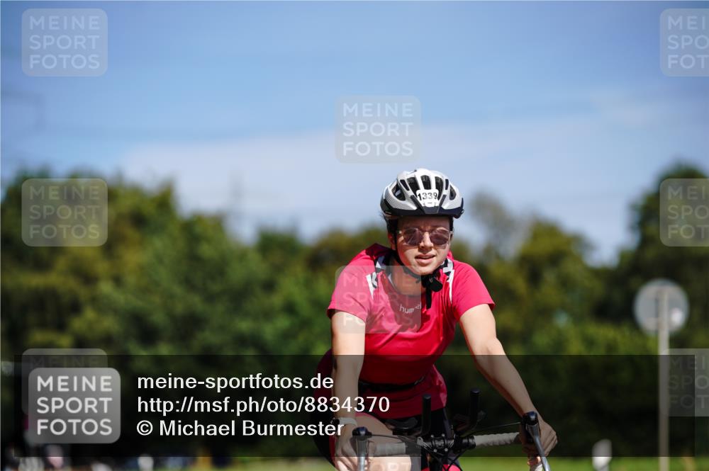 07.09.2025 - 19. Norderstedt Triathlon Michael Burmester http://msf.ph/oto/8834370 07.09.2025 12:18:20 Radfahren 1339, 1380 meine-sportfotos.de