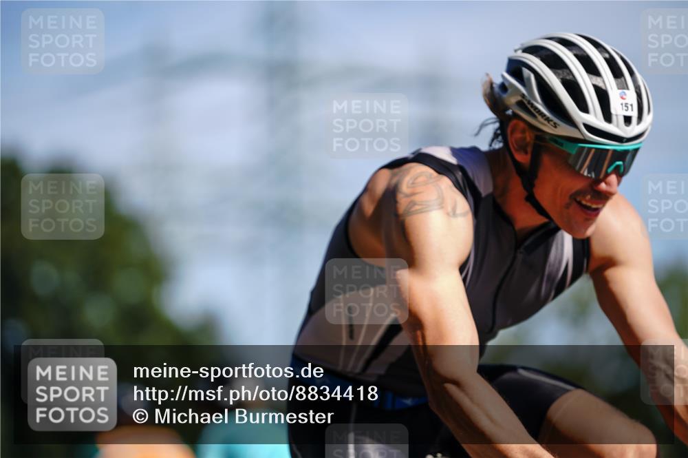 07.09.2025 - 19. Norderstedt Triathlon Michael Burmester http://msf.ph/oto/8834418 07.09.2025 12:19:25 Radfahren 151, 182 meine-sportfotos.de
