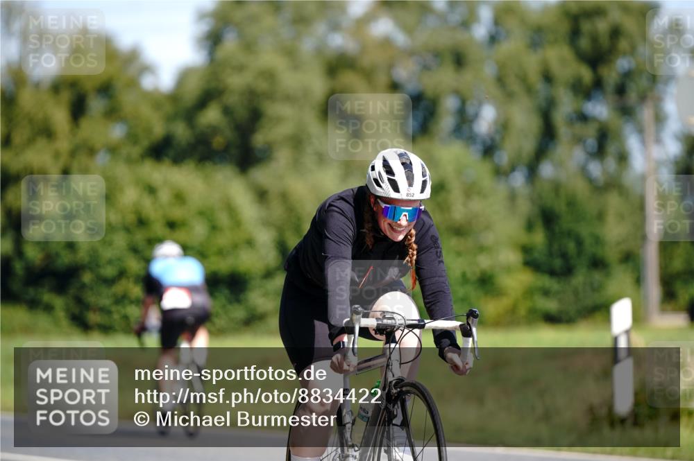 07.09.2025 - 19. Norderstedt Triathlon Michael Burmester http://msf.ph/oto/8834422 07.09.2025 12:19:33 Radfahren 852 meine-sportfotos.de