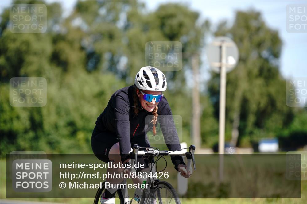 07.09.2025 - 19. Norderstedt Triathlon Michael Burmester http://msf.ph/oto/8834426 07.09.2025 12:19:33 Radfahren 852 meine-sportfotos.de