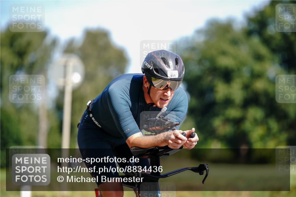 07.09.2025 - 19. Norderstedt Triathlon Michael Burmester http://msf.ph/oto/8834436 07.09.2025 12:19:40 Radfahren 811, 816, 1392 meine-sportfotos.de