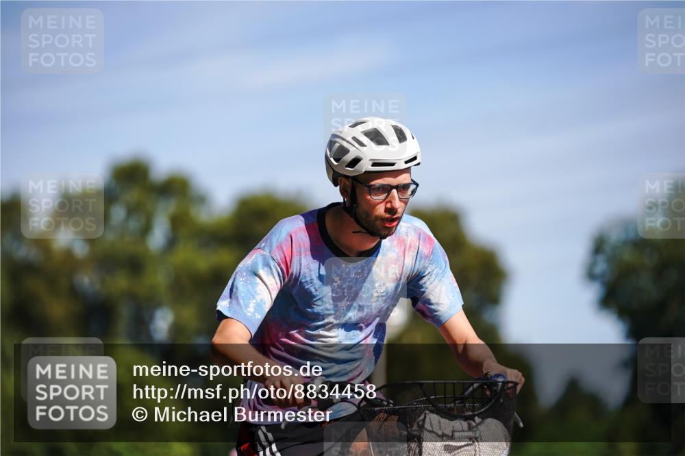 07.09.2025 - 19. Norderstedt Triathlon Michael Burmester http://msf.ph/oto/8834458 07.09.2025 12:20:08 Radfahren 767, 1261 meine-sportfotos.de