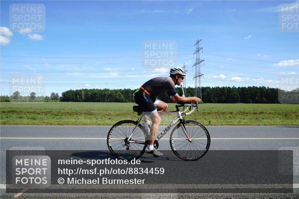 07.09.2025 - 19. Norderstedt Triathlon Michael Burmester http://msf.ph/oto/8834459 07.09.2025 13:59:37 Radfahren 991, 999, 1007 meine-sportfotos.de