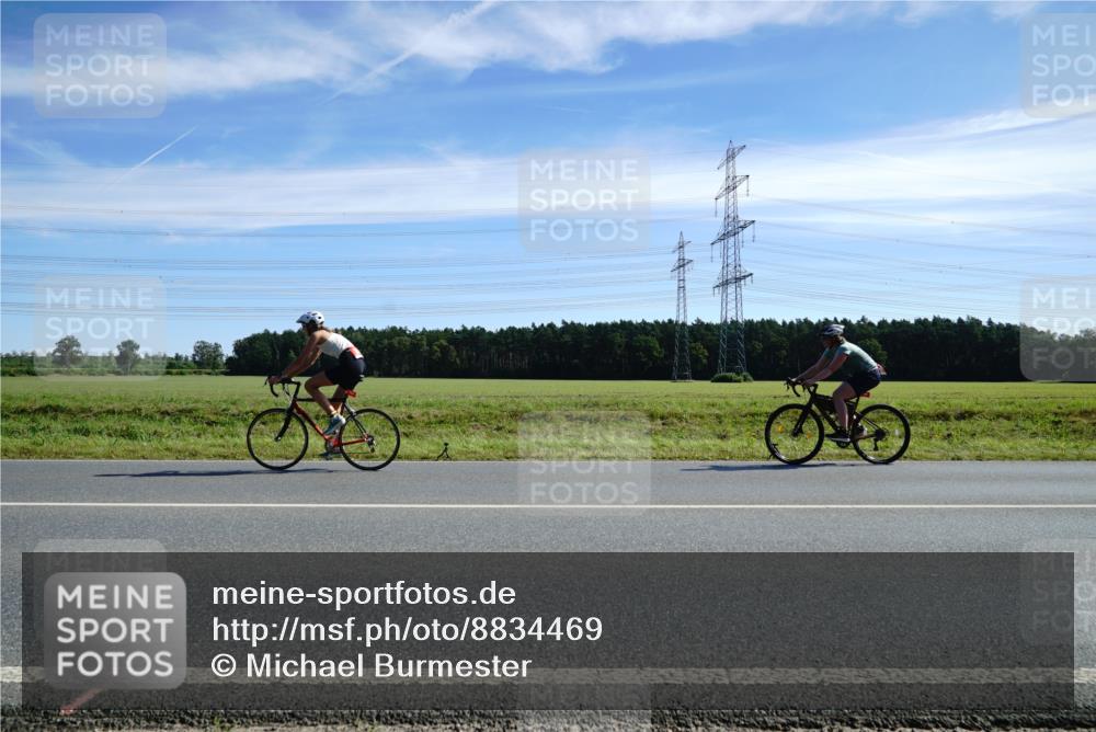 07.09.2025 - 19. Norderstedt Triathlon Michael Burmester http://msf.ph/oto/8834469 07.09.2025 11:58:01 Radfahren  meine-sportfotos.de