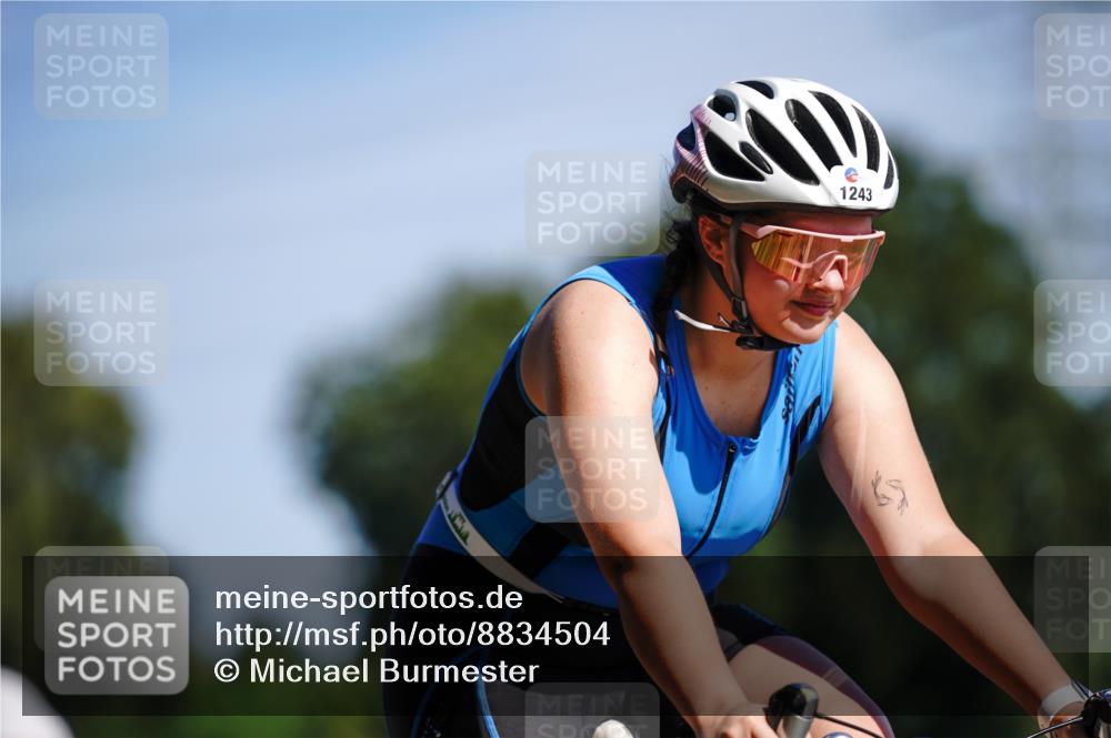 07.09.2025 - 19. Norderstedt Triathlon Michael Burmester http://msf.ph/oto/8834504 07.09.2025 12:20:57 Radfahren 169, 189, 273, 739, 1243 meine-sportfotos.de