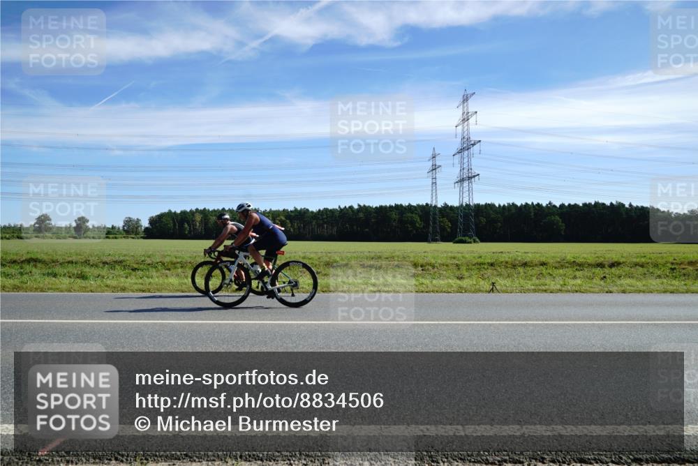 07.09.2025 - 19. Norderstedt Triathlon Michael Burmester http://msf.ph/oto/8834506 07.09.2025 11:58:21 Radfahren  meine-sportfotos.de
