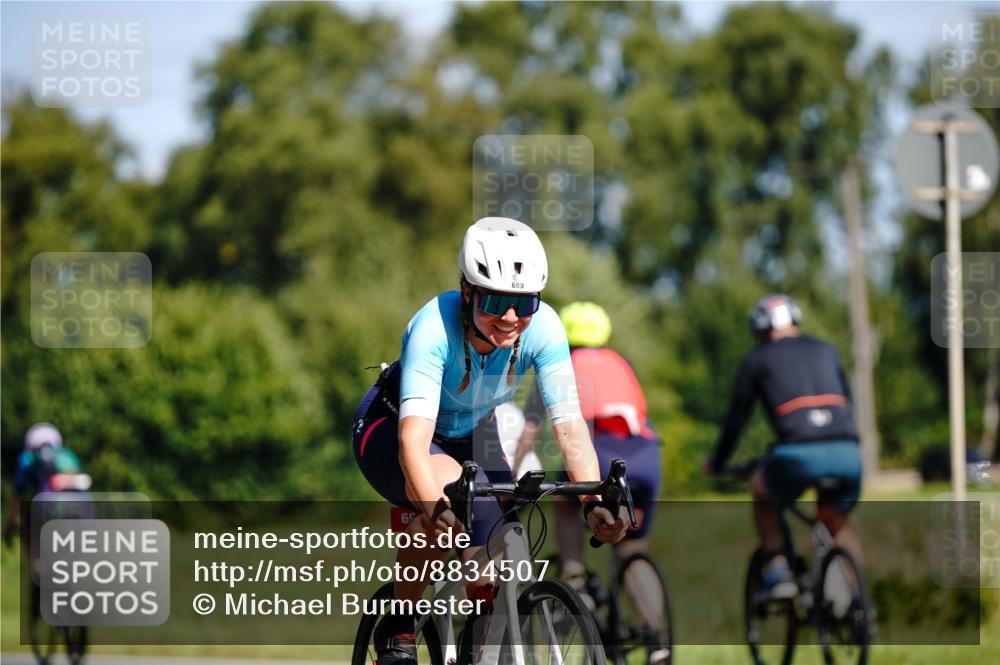 07.09.2025 - 19. Norderstedt Triathlon Michael Burmester http://msf.ph/oto/8834507 07.09.2025 12:21:11 Radfahren 202, 699, 1252, 1378 meine-sportfotos.de