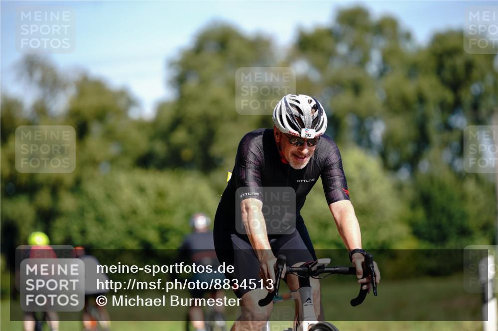 07.09.2025 - 19. Norderstedt Triathlon Michael Burmester http://msf.ph/oto/8834513 07.09.2025 12:21:12 Radfahren 176, 202, 699, 1252, 1378 meine-sportfotos.de