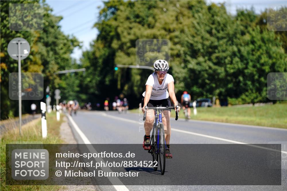 07.09.2025 - 19. Norderstedt Triathlon Michael Burmester http://msf.ph/oto/8834522 07.09.2025 12:21:31 Radfahren 709, 1224, 1277 meine-sportfotos.de