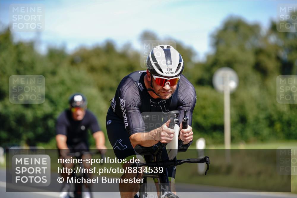 07.09.2025 - 19. Norderstedt Triathlon Michael Burmester http://msf.ph/oto/8834539 07.09.2025 12:21:56 Radfahren 218, 250, 1342 meine-sportfotos.de