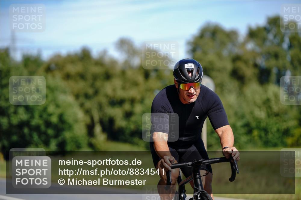 07.09.2025 - 19. Norderstedt Triathlon Michael Burmester http://msf.ph/oto/8834541 07.09.2025 12:21:56 Radfahren 218, 250, 1342 meine-sportfotos.de