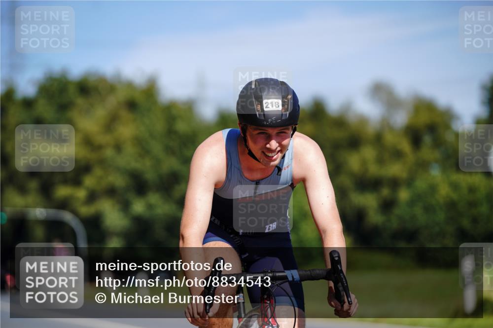 07.09.2025 - 19. Norderstedt Triathlon Michael Burmester http://msf.ph/oto/8834543 07.09.2025 12:21:58 Radfahren 218, 250, 1342 meine-sportfotos.de