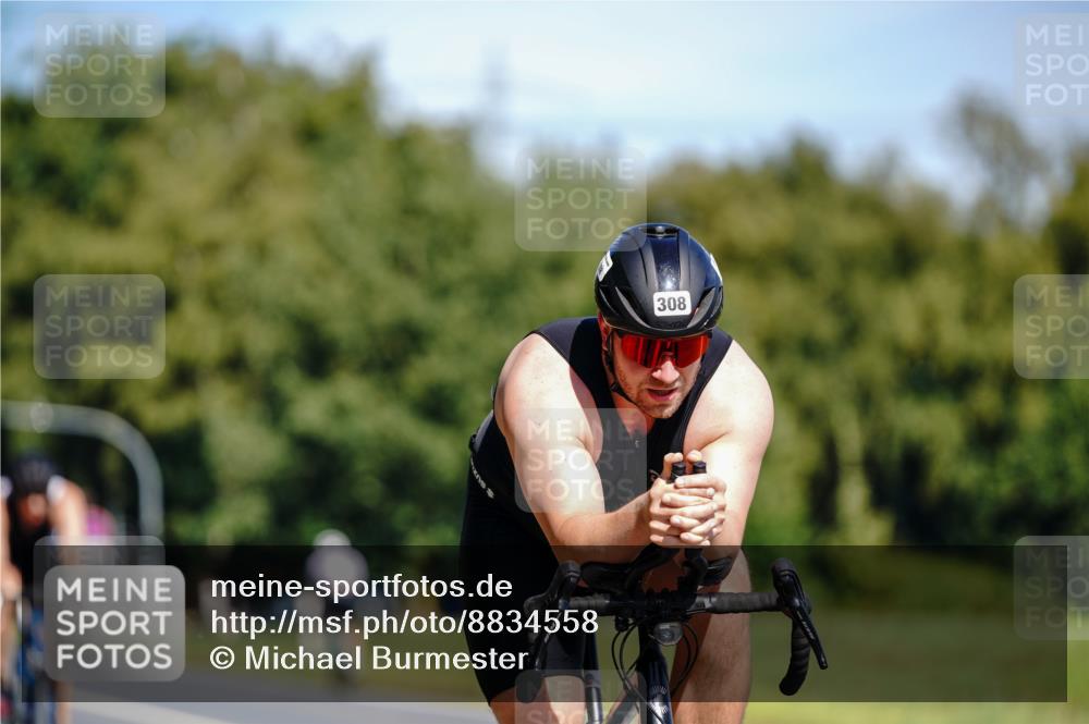 07.09.2025 - 19. Norderstedt Triathlon Michael Burmester http://msf.ph/oto/8834558 07.09.2025 12:22:19 Radfahren 236, 308, 783, 1359 meine-sportfotos.de