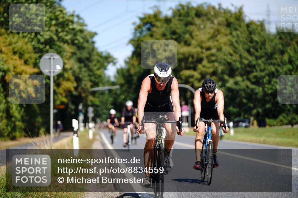 07.09.2025 - 19. Norderstedt Triathlon Michael Burmester http://msf.ph/oto/8834559 07.09.2025 12:22:20 Radfahren 236, 308, 783, 1359 meine-sportfotos.de