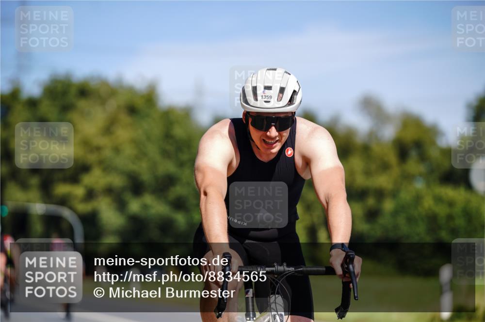 07.09.2025 - 19. Norderstedt Triathlon Michael Burmester http://msf.ph/oto/8834565 07.09.2025 12:22:22 Radfahren 236, 308, 757, 783, 1359 meine-sportfotos.de