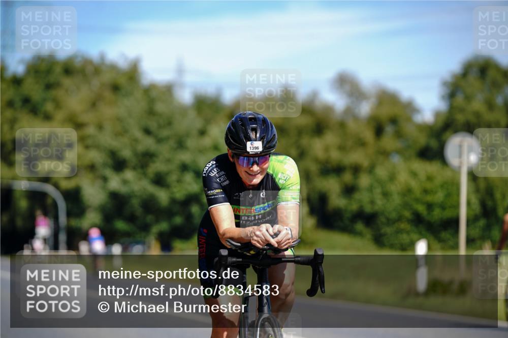 07.09.2025 - 19. Norderstedt Triathlon Michael Burmester http://msf.ph/oto/8834583 07.09.2025 12:22:43 Radfahren 1396 meine-sportfotos.de