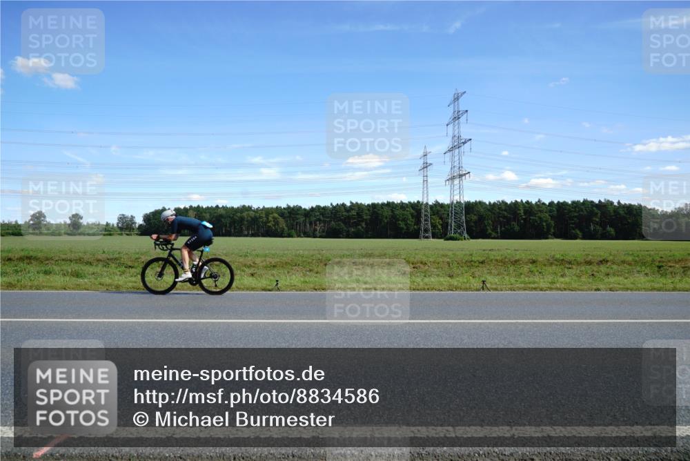 07.09.2025 - 19. Norderstedt Triathlon Michael Burmester http://msf.ph/oto/8834586 07.09.2025 14:00:11 Radfahren  meine-sportfotos.de