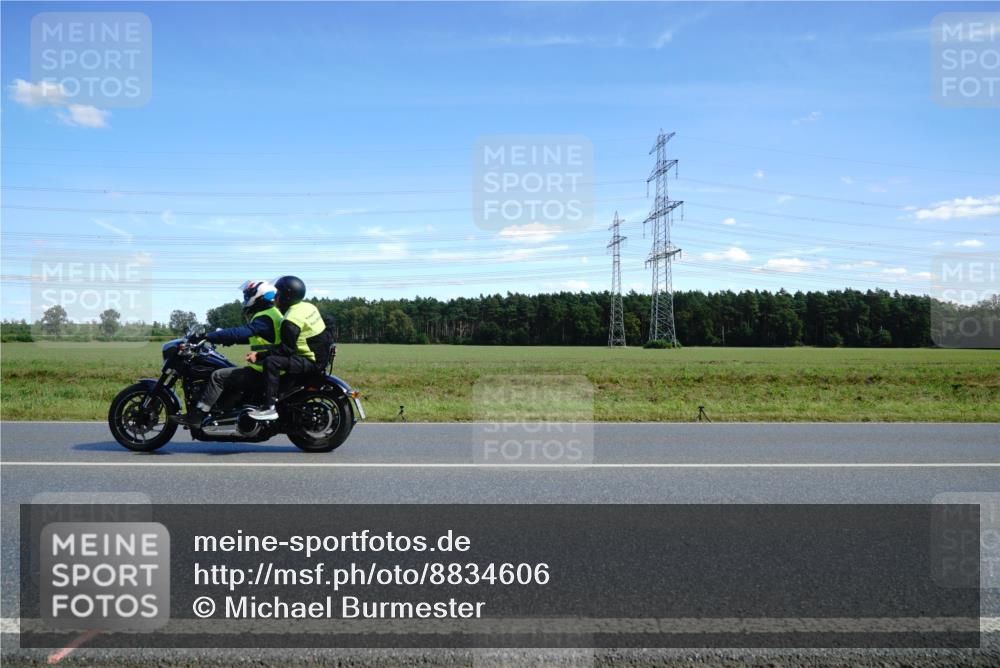 07.09.2025 - 19. Norderstedt Triathlon Michael Burmester http://msf.ph/oto/8834606 07.09.2025 14:00:16 Radfahren  meine-sportfotos.de