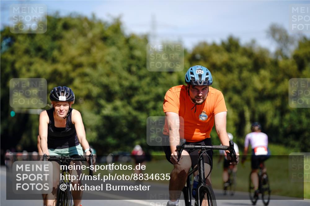 07.09.2025 - 19. Norderstedt Triathlon Michael Burmester http://msf.ph/oto/8834635 07.09.2025 12:23:06 Radfahren 208, 288, 810, 1249, 1293 meine-sportfotos.de