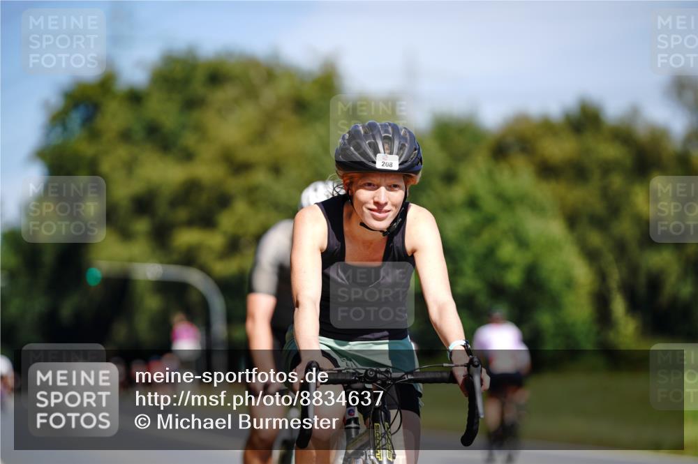 07.09.2025 - 19. Norderstedt Triathlon Michael Burmester http://msf.ph/oto/8834637 07.09.2025 12:23:07 Radfahren 208, 288, 810, 1249, 1293 meine-sportfotos.de