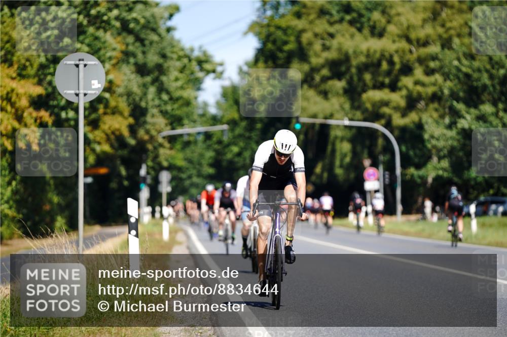 07.09.2025 - 19. Norderstedt Triathlon Michael Burmester http://msf.ph/oto/8834644 07.09.2025 12:23:15 Radfahren 167 meine-sportfotos.de