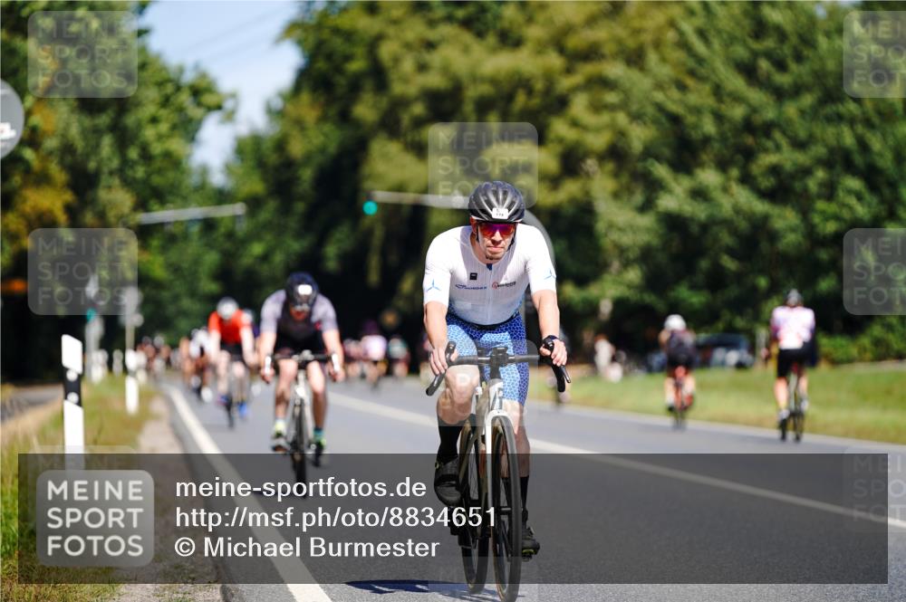 07.09.2025 - 19. Norderstedt Triathlon Michael Burmester http://msf.ph/oto/8834651 07.09.2025 12:23:18 Radfahren 167, 174, 758 meine-sportfotos.de
