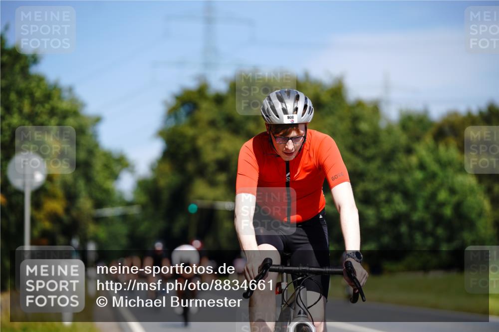 07.09.2025 - 19. Norderstedt Triathlon Michael Burmester http://msf.ph/oto/8834661 07.09.2025 12:23:26 Radfahren 700, 808, 1379 meine-sportfotos.de