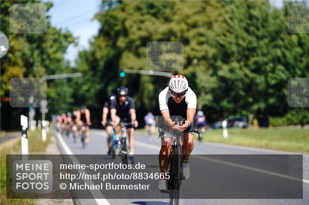 07.09.2025 - 19. Norderstedt Triathlon Michael Burmester http://msf.ph/oto/8834665 07.09.2025 12:23:28 Radfahren 700, 808, 835, 1296, 1379 meine-sportfotos.de