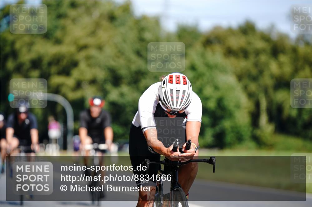 07.09.2025 - 19. Norderstedt Triathlon Michael Burmester http://msf.ph/oto/8834666 07.09.2025 12:23:29 Radfahren 173, 700, 808, 835, 1296, 1379 meine-sportfotos.de