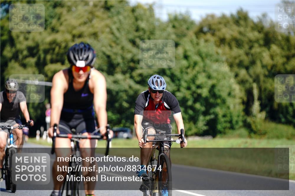 07.09.2025 - 19. Norderstedt Triathlon Michael Burmester http://msf.ph/oto/8834674 07.09.2025 12:23:35 Radfahren 173, 224, 786, 1290 meine-sportfotos.de