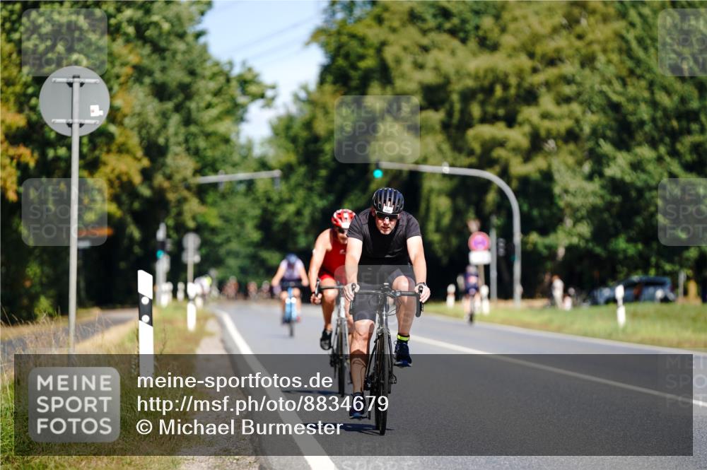 07.09.2025 - 19. Norderstedt Triathlon Michael Burmester http://msf.ph/oto/8834679 07.09.2025 12:23:39 Radfahren 224, 786, 1216, 1290, 1397 meine-sportfotos.de