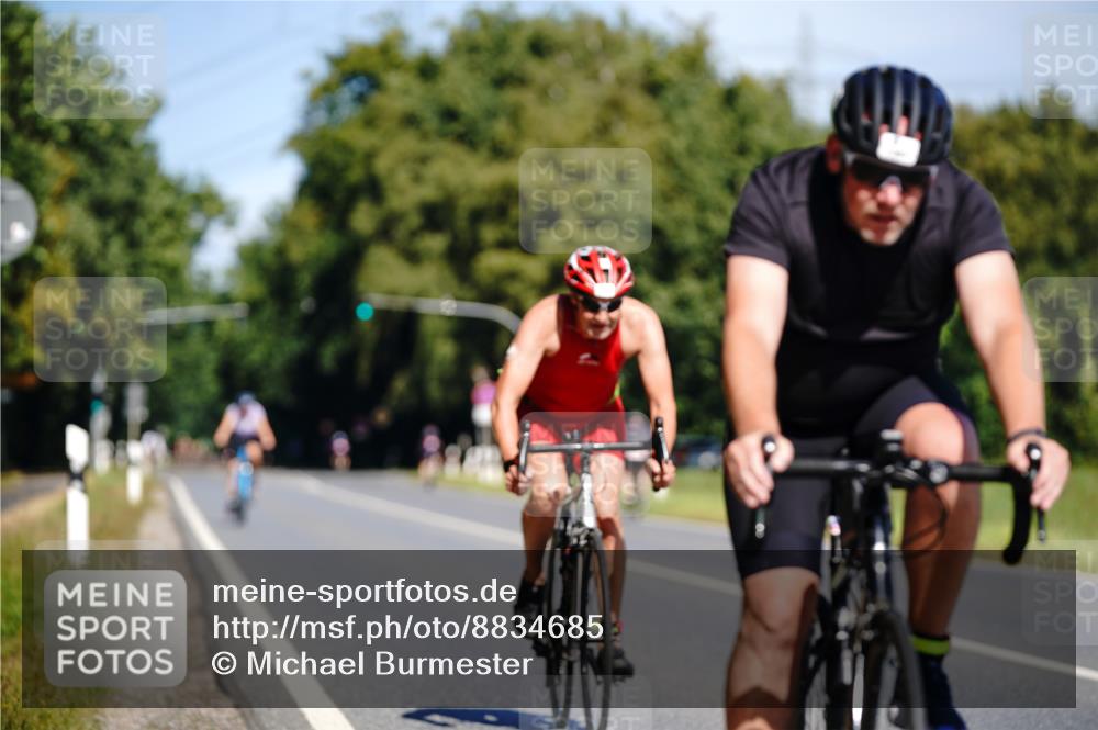 07.09.2025 - 19. Norderstedt Triathlon Michael Burmester http://msf.ph/oto/8834685 07.09.2025 12:23:41 Radfahren 1216, 1397 meine-sportfotos.de