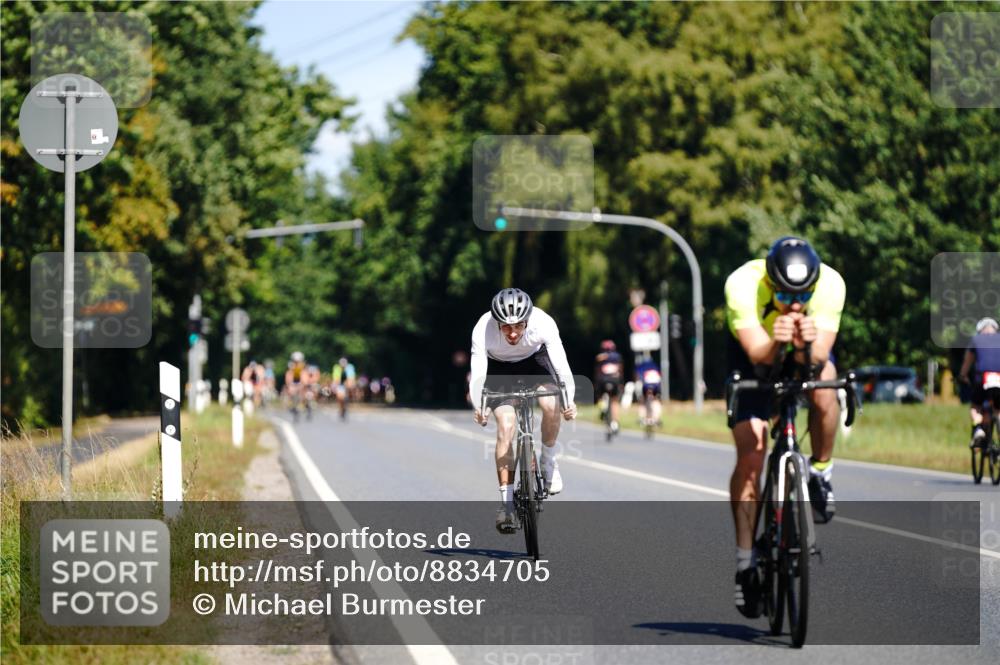 07.09.2025 - 19. Norderstedt Triathlon Michael Burmester http://msf.ph/oto/8834705 07.09.2025 12:23:58 Radfahren 165, 1351 meine-sportfotos.de
