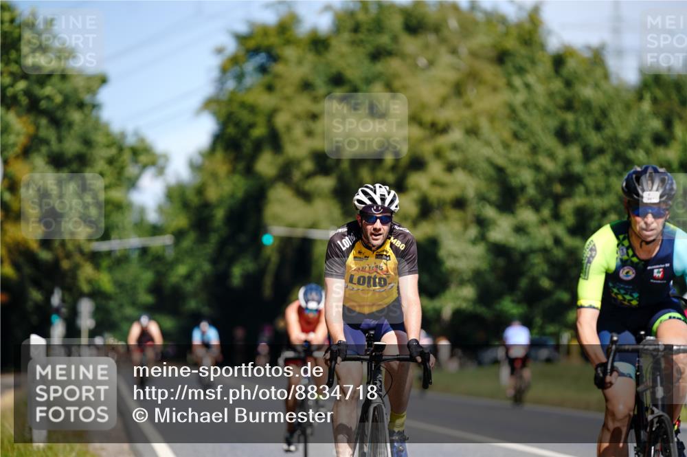 07.09.2025 - 19. Norderstedt Triathlon Michael Burmester http://msf.ph/oto/8834718 07.09.2025 12:24:12 Radfahren 261, 756, 798 meine-sportfotos.de