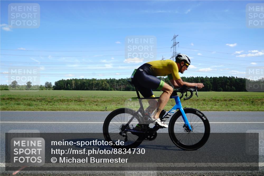 07.09.2025 - 19. Norderstedt Triathlon Michael Burmester http://msf.ph/oto/8834730 07.09.2025 14:01:22 Radfahren 863, 1032 meine-sportfotos.de