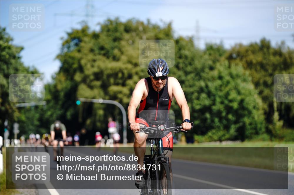 07.09.2025 - 19. Norderstedt Triathlon Michael Burmester http://msf.ph/oto/8834731 07.09.2025 12:24:21 Radfahren 249, 802 meine-sportfotos.de