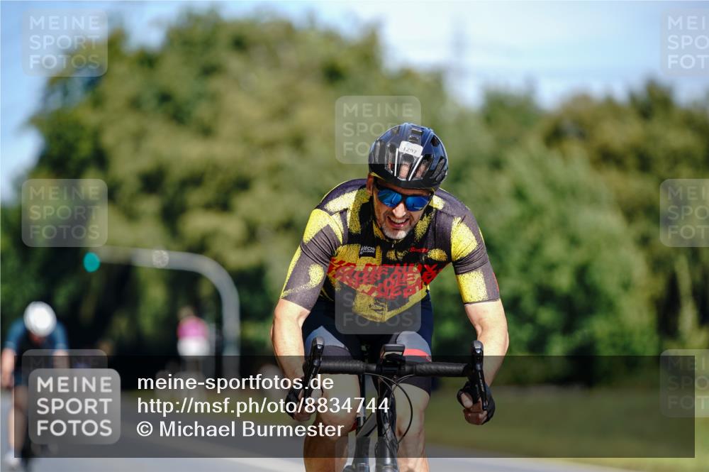 07.09.2025 - 19. Norderstedt Triathlon Michael Burmester http://msf.ph/oto/8834744 07.09.2025 12:24:30 Radfahren 818, 1297 meine-sportfotos.de