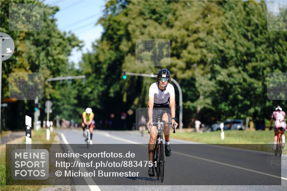 07.09.2025 - 19. Norderstedt Triathlon Michael Burmester http://msf.ph/oto/8834751 07.09.2025 12:24:37 Radfahren 814 meine-sportfotos.de