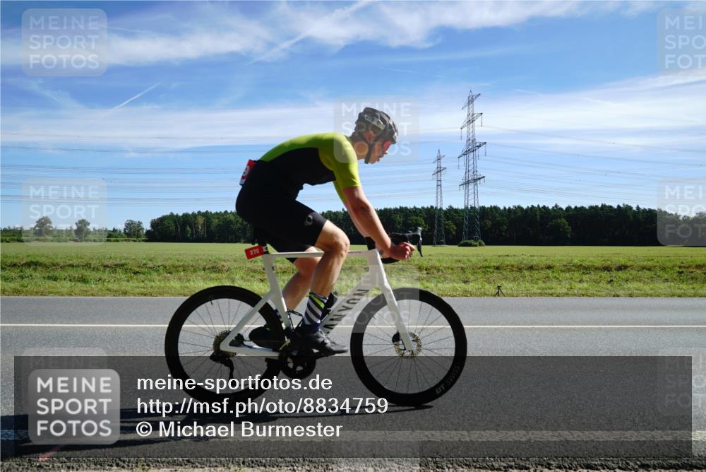 07.09.2025 - 19. Norderstedt Triathlon Michael Burmester http://msf.ph/oto/8834759 07.09.2025 11:59:12 Radfahren 279, 835, 1305, 1379 meine-sportfotos.de