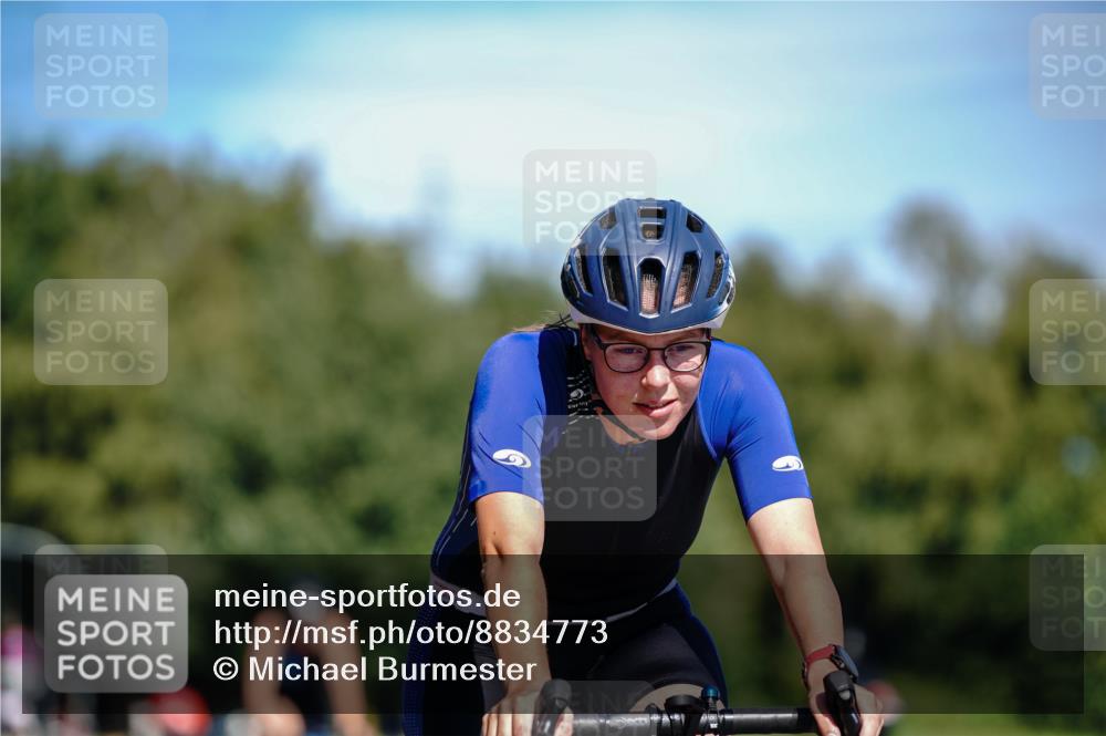 07.09.2025 - 19. Norderstedt Triathlon Michael Burmester http://msf.ph/oto/8834773 07.09.2025 12:25:16 Radfahren 205, 220, 274, 292, 766 meine-sportfotos.de