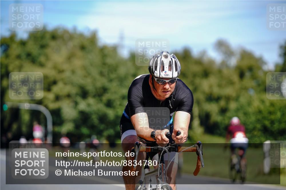 07.09.2025 - 19. Norderstedt Triathlon Michael Burmester http://msf.ph/oto/8834780 07.09.2025 12:25:20 Radfahren 220, 274, 1280 meine-sportfotos.de