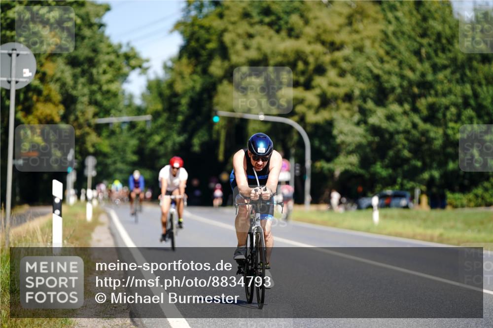 07.09.2025 - 19. Norderstedt Triathlon Michael Burmester http://msf.ph/oto/8834793 07.09.2025 12:25:41 Radfahren 850 meine-sportfotos.de