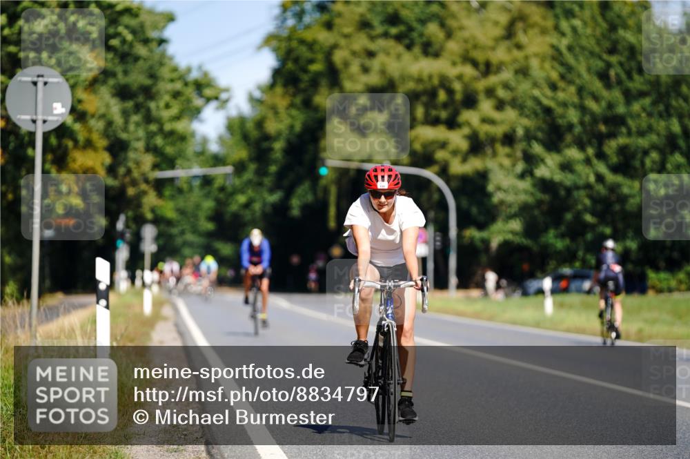 07.09.2025 - 19. Norderstedt Triathlon Michael Burmester http://msf.ph/oto/8834797 07.09.2025 12:25:45 Radfahren 150, 850 meine-sportfotos.de